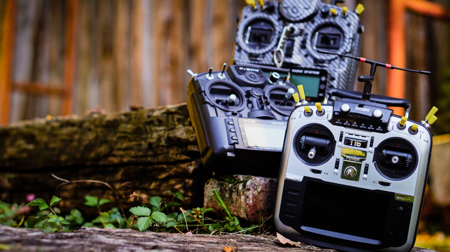 The FPV Shopping List - FPV Drone Controllers & Recievers - FPV KNOW-IT-ALL - Joshua Bardwell