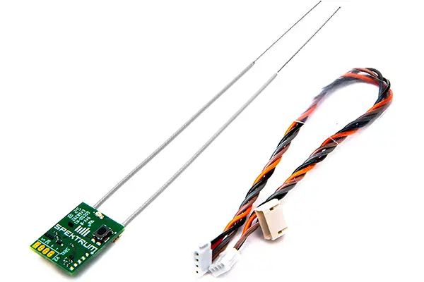 fpv-drone-receiver-spektrum-spm4650