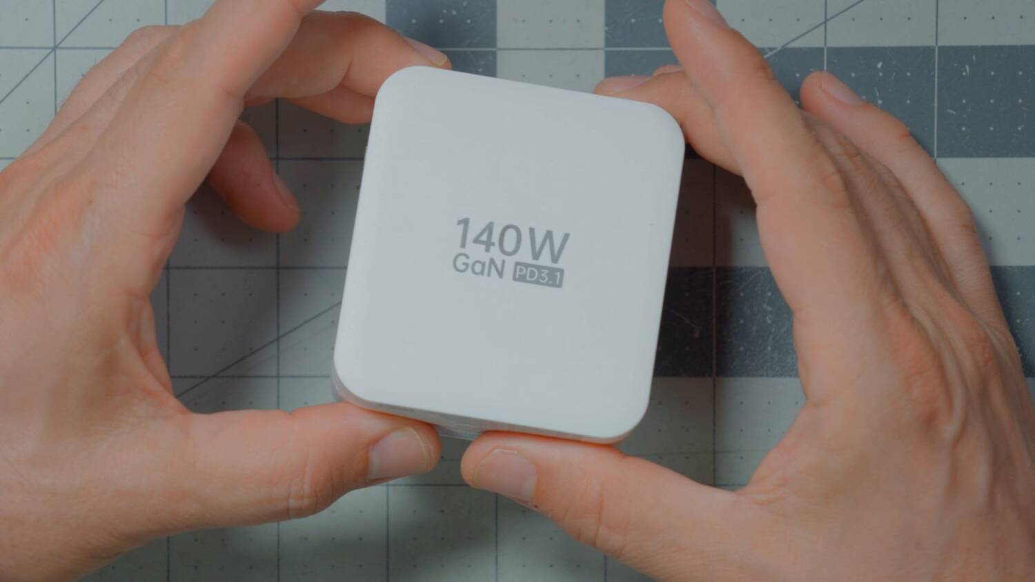 The 140W GaN USB-PD power brick