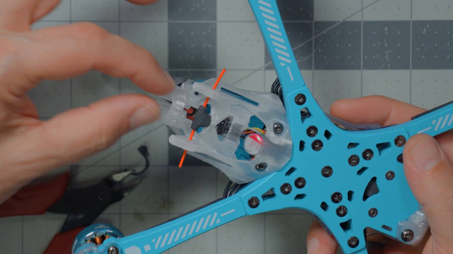 The antenna holder on the underside of the TPU