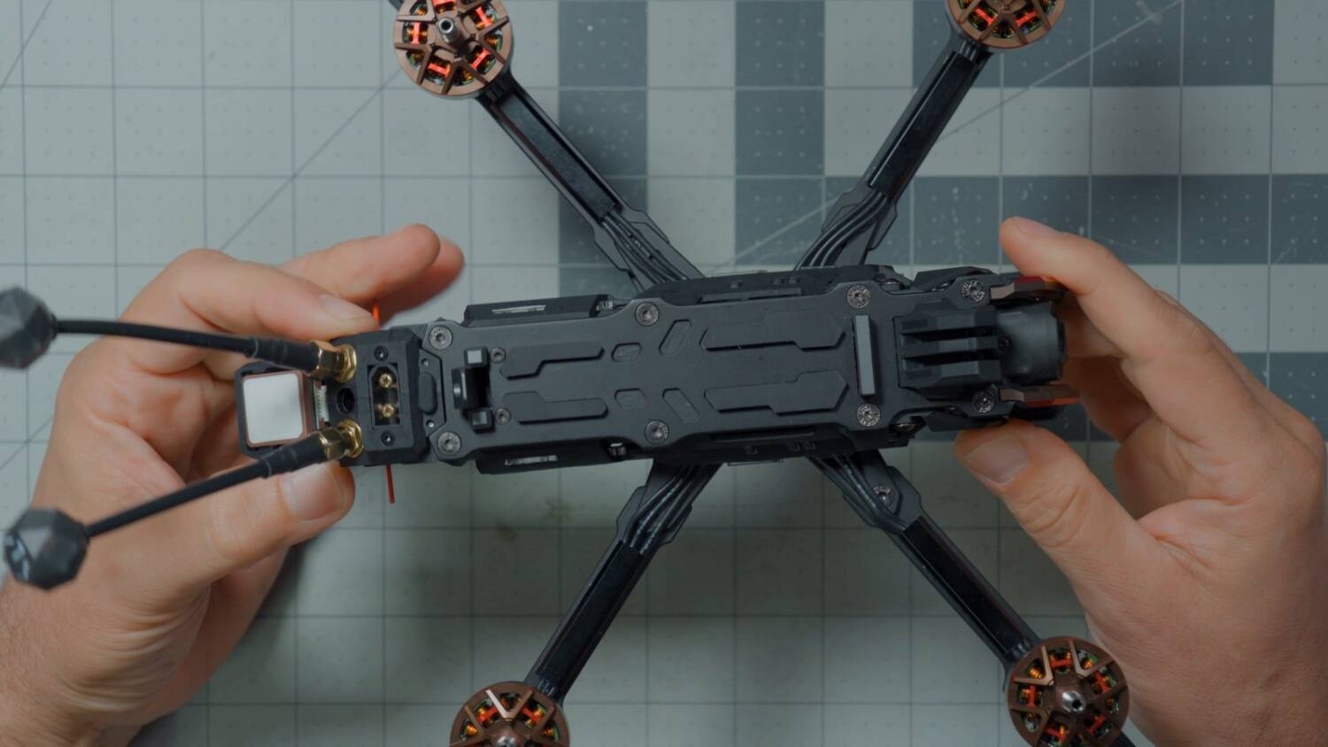 The AxisFlying Vertex 5 from above